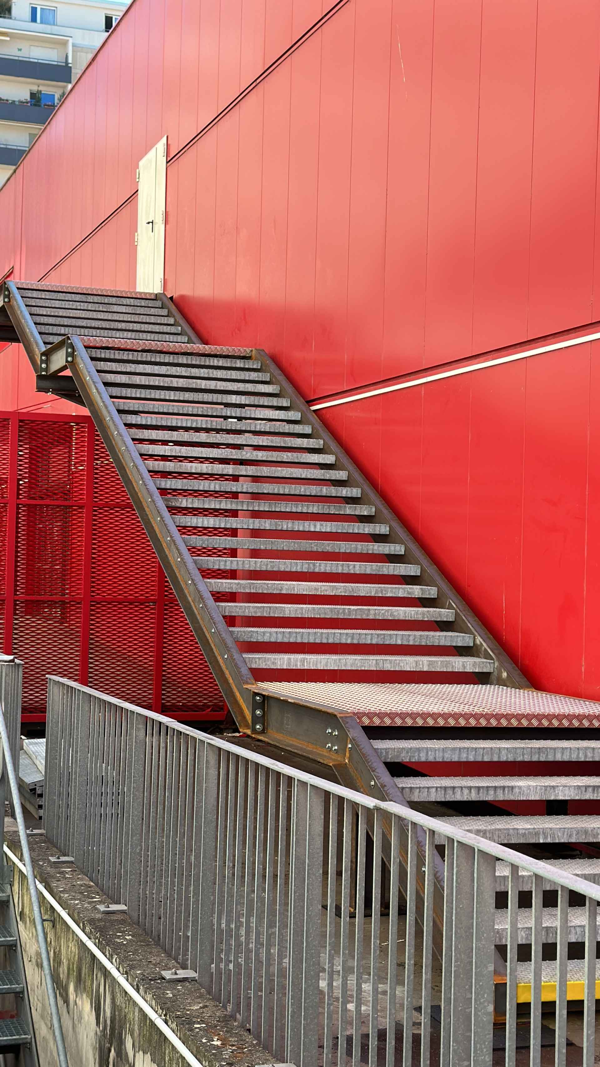 ESCALIER DE SECOURS II