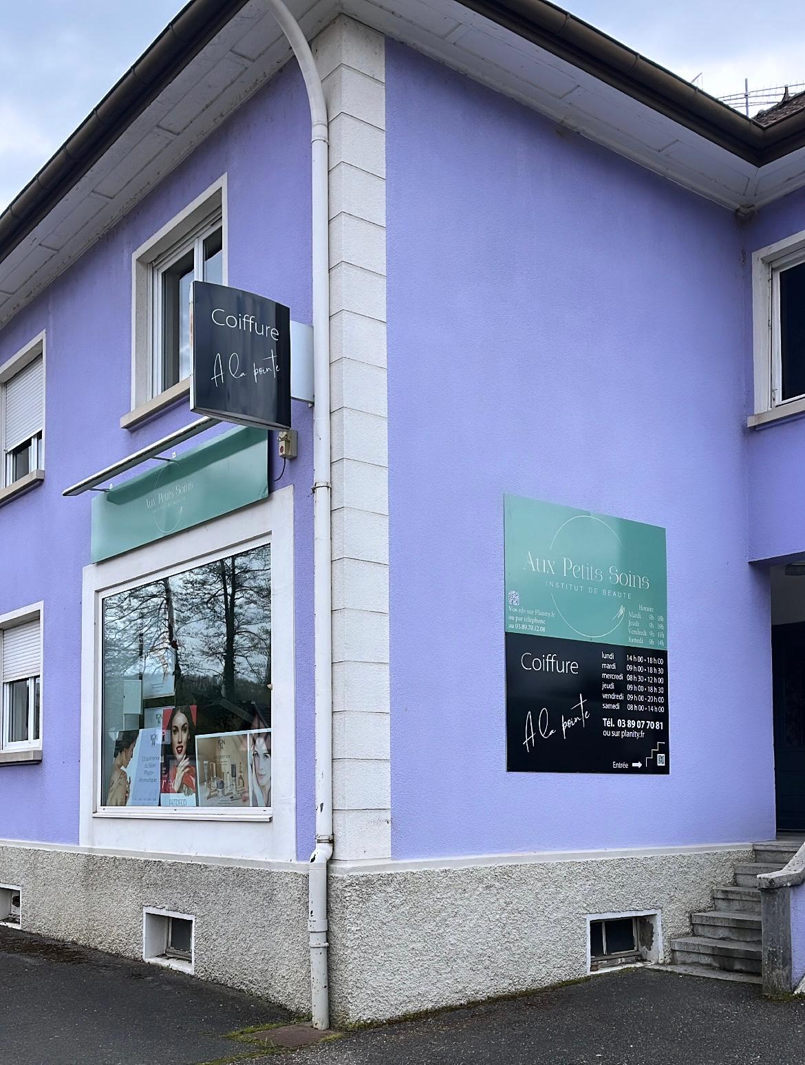 Enseigne institut de beauté et salon de coiffure